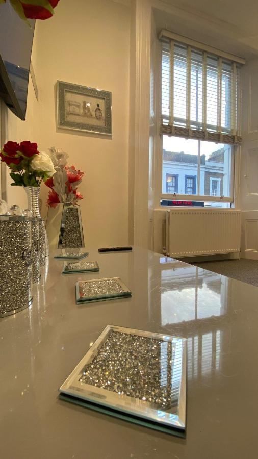 2 Notting Hill Portobello Road Amazing Location! Лондон Екстериор снимка